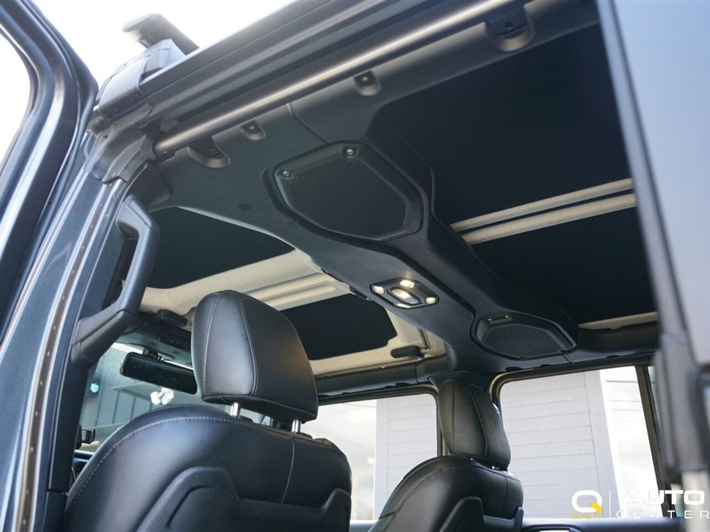 2021 Jeep Gladiator Mojave 4x4 - 23002025 - 33