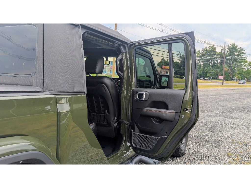 2021 Jeep Gladiator Mojave photo 12