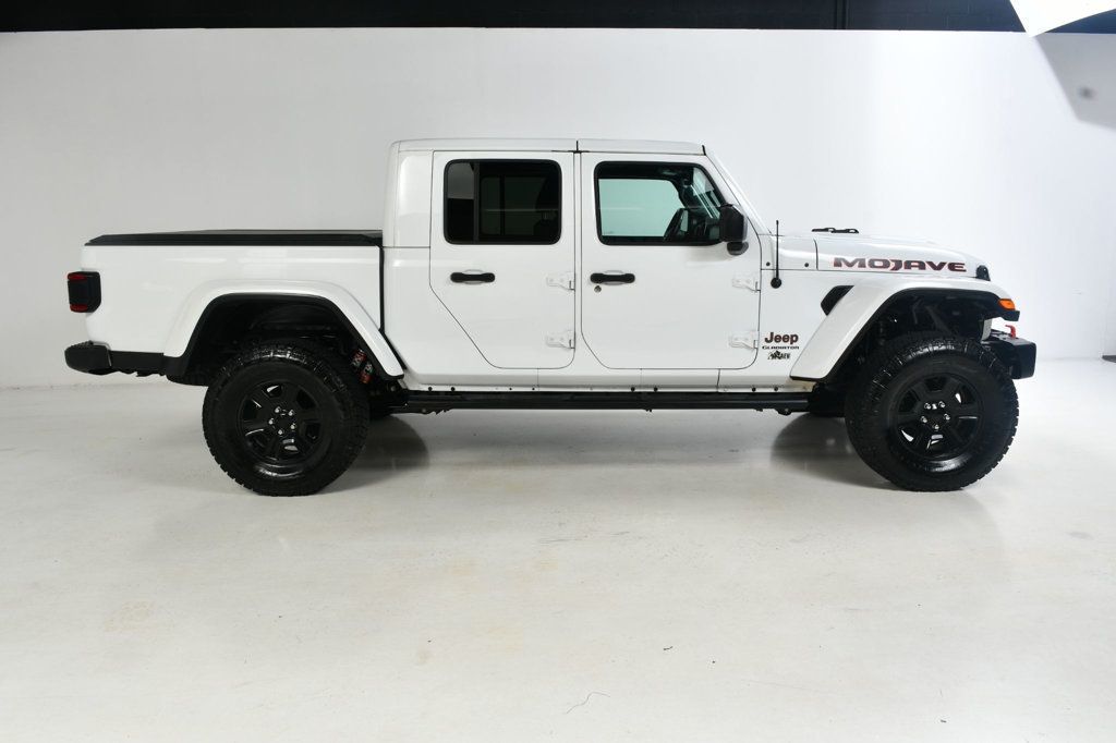 2021 Jeep Gladiator Mojave photo 3