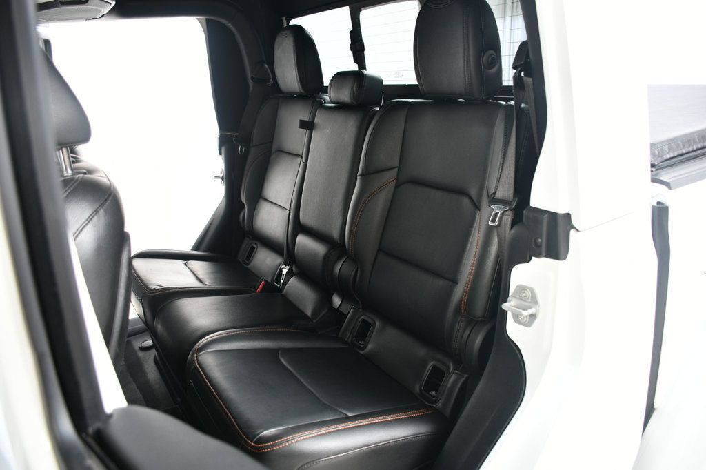 2021 Jeep Gladiator Mojave 4x4 - 22897071 - 37