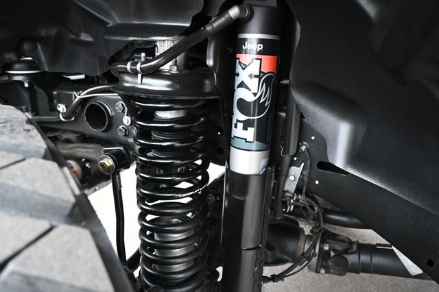 2021 Jeep Gladiator Mojave 4x4 FOX Shocks w/Reservoirs - 23025044 - 9