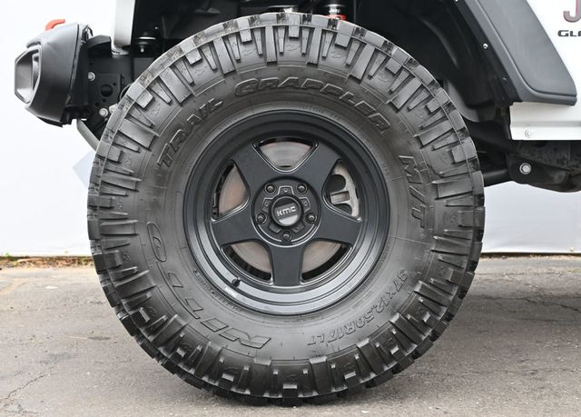 2021 Jeep Gladiator Mojave 4x4 FOX Shocks w/Reservoirs - 23025044 - 8