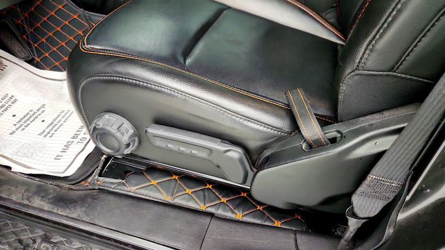 2021 Jeep Gladiator Mojave 4x4 w/ Hardtop, 8.4'' Radio & Premium Audio Group - 23018165 - 10