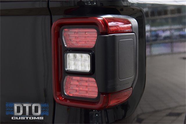 2021 Jeep Gladiator Overland - 22883099 - 17