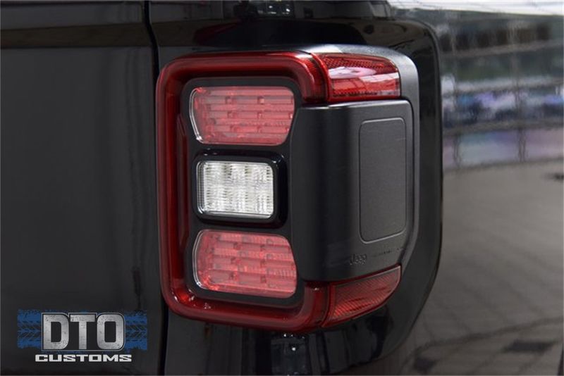 2021 Jeep Gladiator Overland photo 17