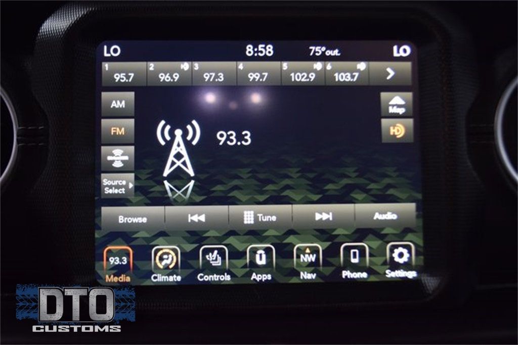 2021 Jeep Gladiator Overland - 22883099 - 29