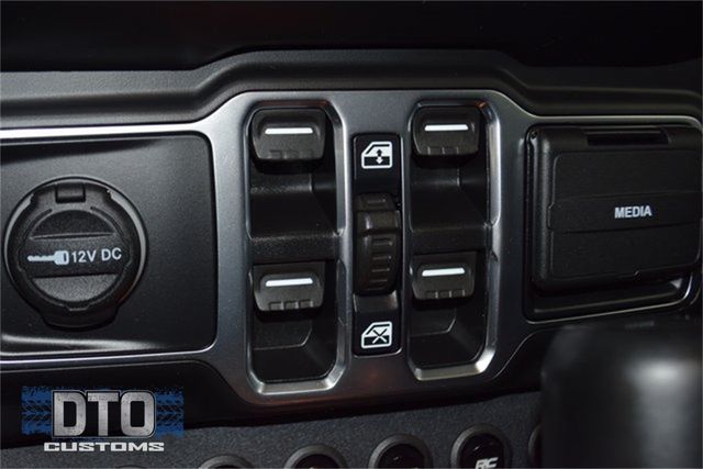 2021 Jeep Gladiator Overland - 22883099 - 31