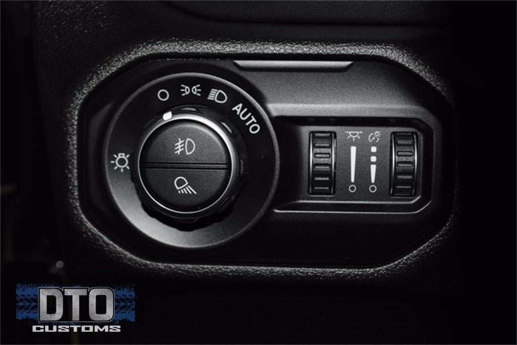 2021 Jeep Gladiator Overland - 22883099 - 34