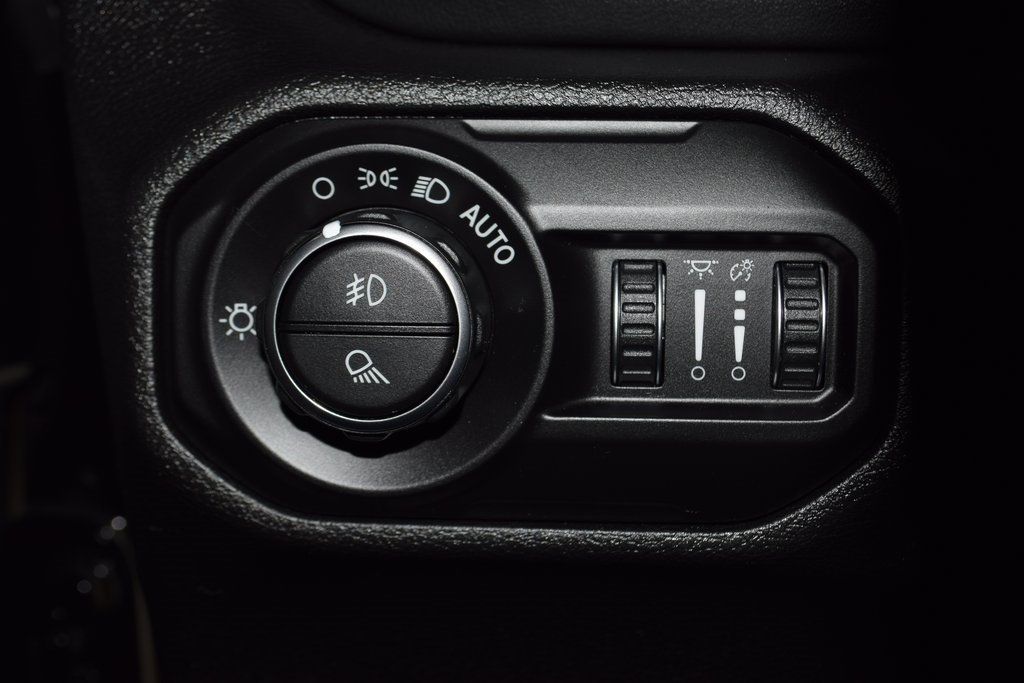 2021 Jeep Gladiator Overland - 22995023 - 29