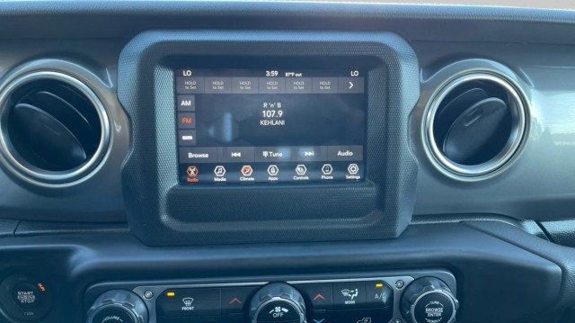 2021 Jeep Gladiator Overland 4x4 - 23094465 - 13