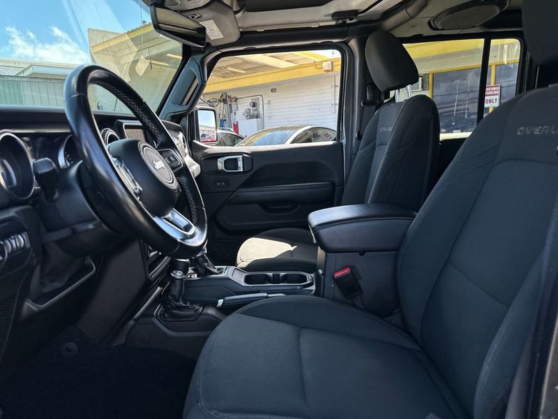 2021 Jeep Gladiator Overland 4x4 - 22950268 - 12