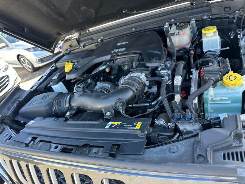 2021 Jeep Gladiator Overland 4x4 - 22950268 - 21