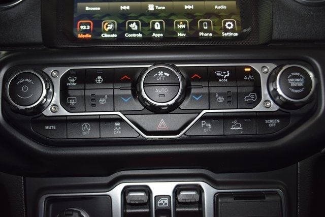 2021 Jeep Gladiator Overland 4x4 - 22982482 - 29