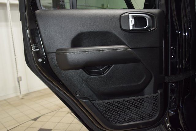 2021 Jeep Gladiator Overland 4x4 - 22982482 - 40