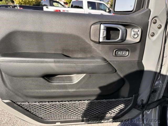 2021 Jeep Gladiator Overland 4x4 - 22558852 - 17