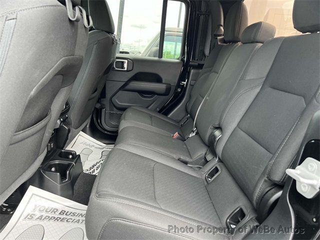 2021 Jeep Gladiator Overland 4x4 - 22902919 - 13