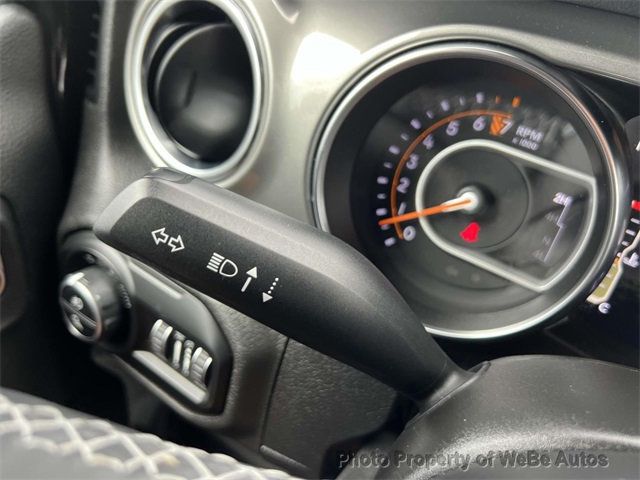 2021 Jeep Gladiator Overland 4x4 - 22902919 - 31