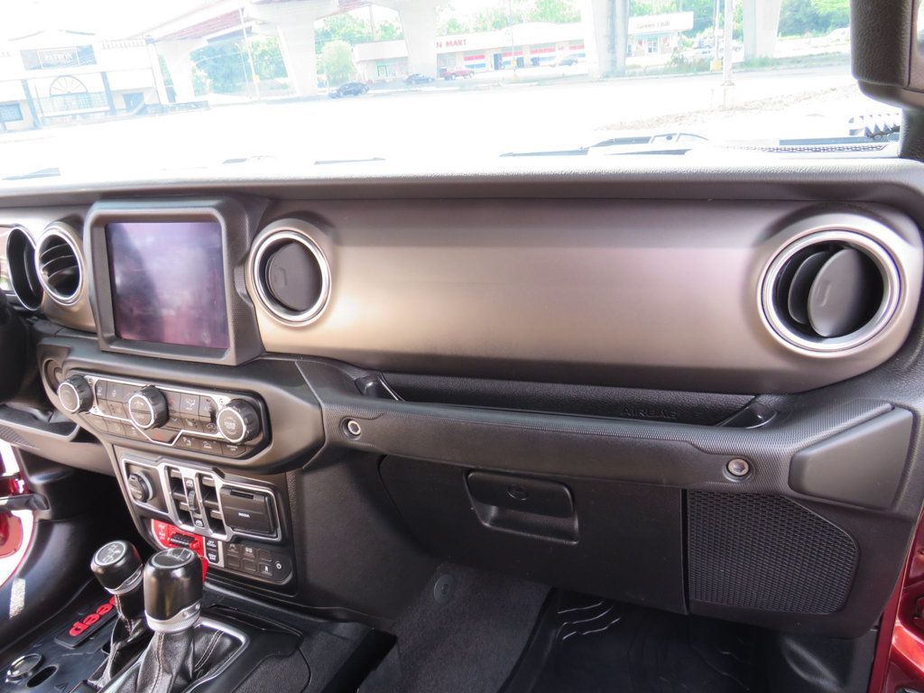 2021 Jeep Gladiator Rubicon photo 16