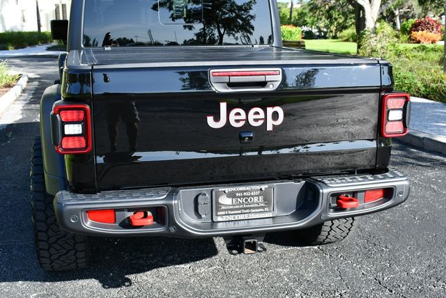 2021 Jeep Gladiator Rubicon 4x4 W/Preferred Package 24R and Fuel Wheels - 22861379 - 10