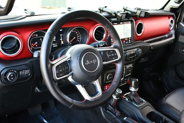 2021 Jeep Gladiator Rubicon 4x4 W/Preferred Package 24R and Fuel Wheels - 22861379 - 12