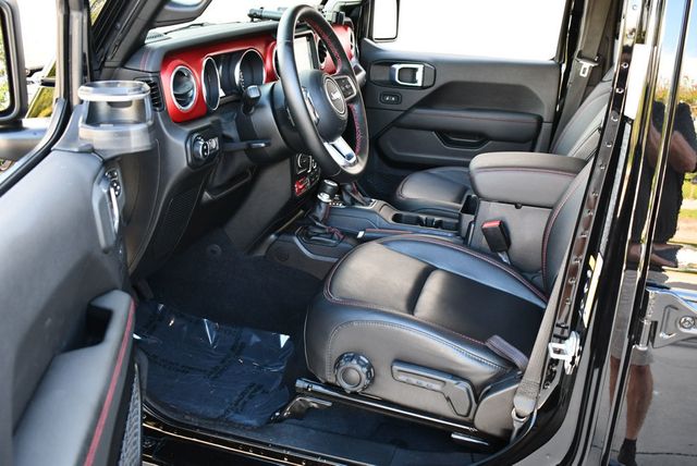 2021 Jeep Gladiator Rubicon 4x4 W/Preferred Package 24R and Fuel Wheels - 22861379 - 14