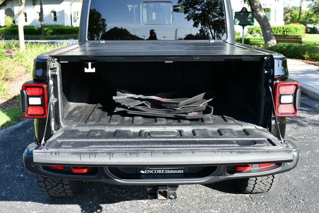 2021 Jeep Gladiator Rubicon 4x4 W/Preferred Package 24R and Fuel Wheels - 22861379 - 16