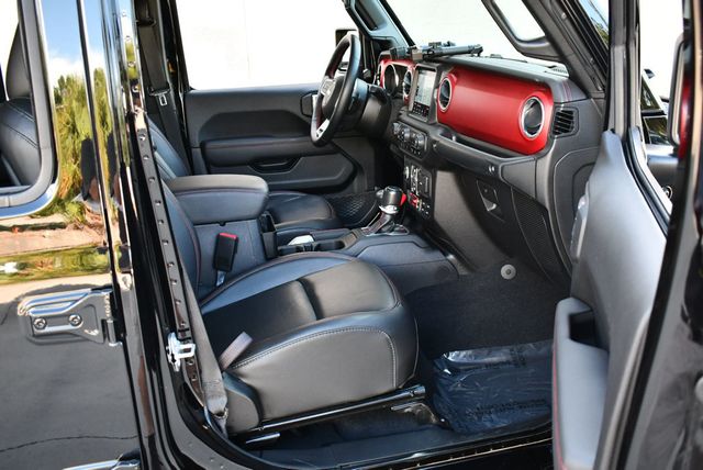 2021 Jeep Gladiator Rubicon 4x4 W/Preferred Package 24R and Fuel Wheels - 22861379 - 48