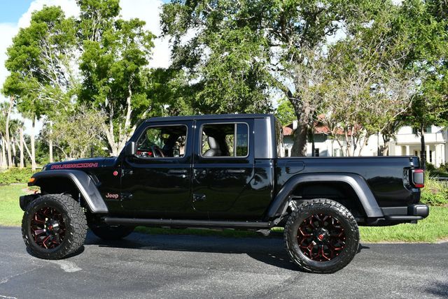 2021 Jeep Gladiator Rubicon 4x4 W/Preferred Package 24R and Fuel Wheels - 22861379 - 4