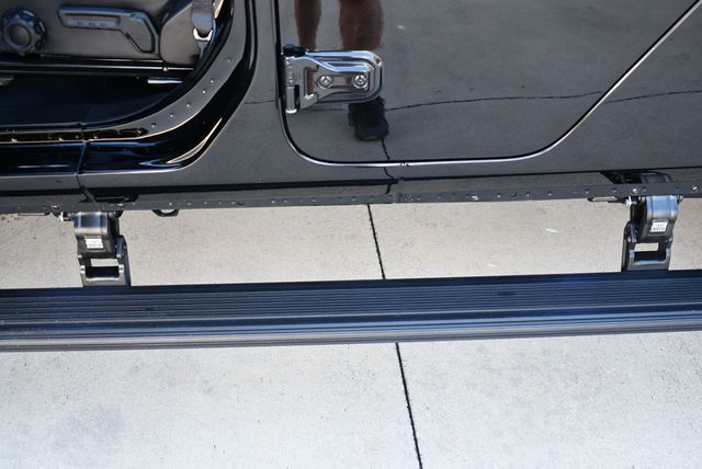 2021 Jeep Gladiator Rubicon 4x4 W/Preferred Package 24R and Fuel Wheels - 22861379 - 68