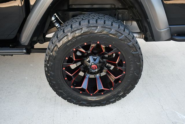 2021 Jeep Gladiator Rubicon 4x4 W/Preferred Package 24R and Fuel Wheels - 22861379 - 77