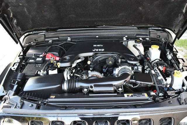 2021 Jeep Gladiator Rubicon 4x4 W/Preferred Package 24R and Fuel Wheels - 22861379 - 79