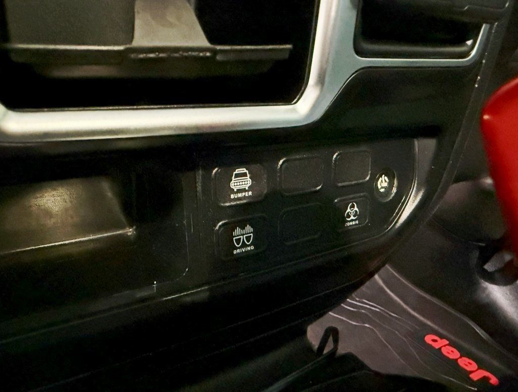 2021 Jeep Gladiator Sport - 22908134 - 24