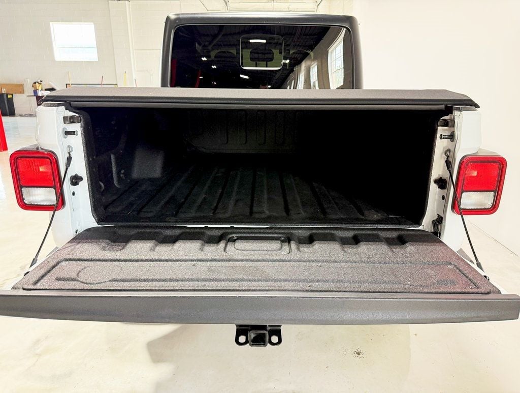 2021 Jeep Gladiator Sport - 22908134 - 36