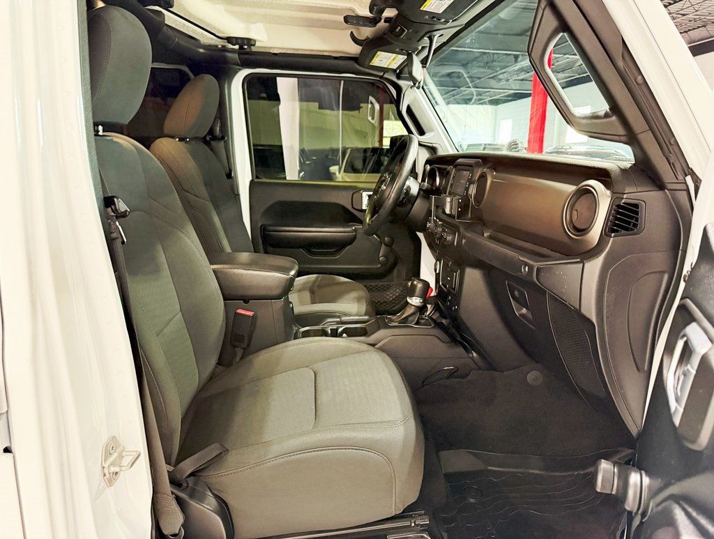 2021 Jeep Gladiator Sport - 22908134 - 40