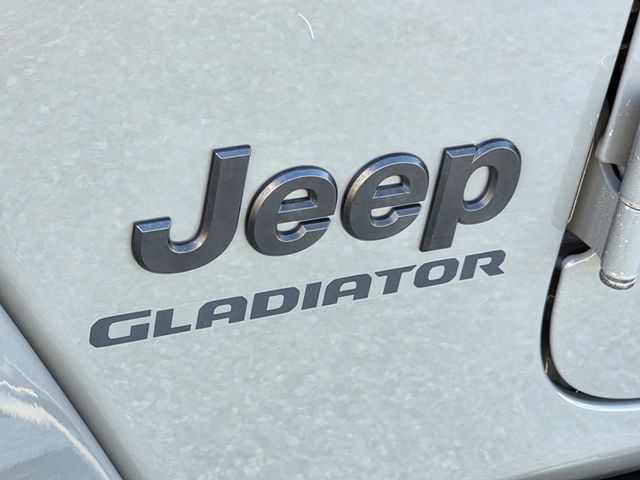 2021 Jeep Gladiator Sport - 22967014 - 28