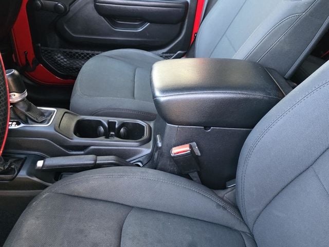 2021 Jeep Gladiator Sport - 22976599 - 6