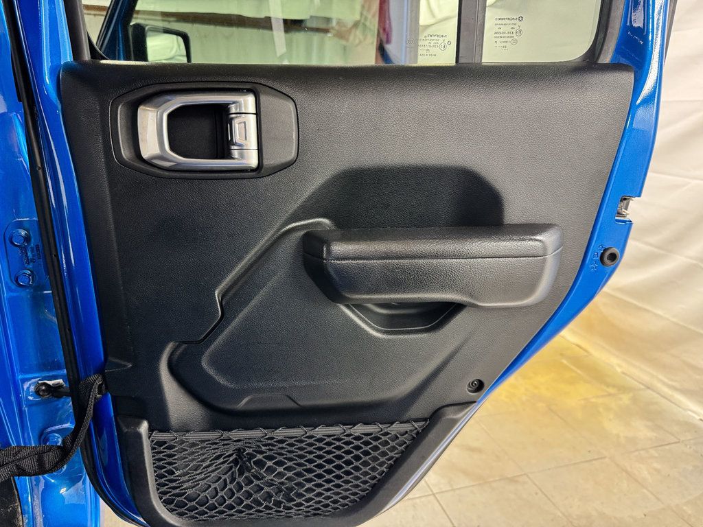 2021 Jeep Gladiator SPORT CREW CAB 4X4 - 23015912 - 16