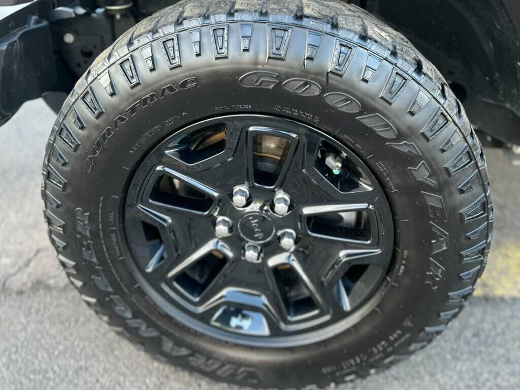 2021 Jeep Gladiator Sport S 4x4 - 22809874 - 43