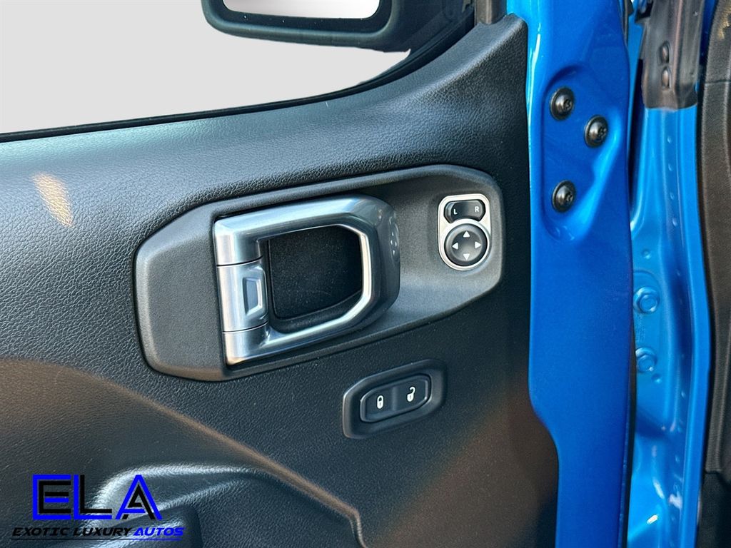 2021 Jeep Gladiator THIS IS A AUTOMATIC CALI EDT - 22952932 - 19