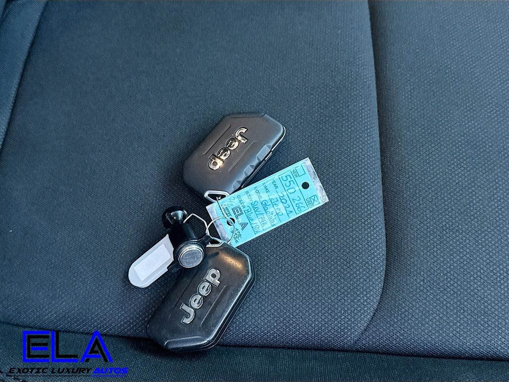 2021 Jeep Gladiator THIS IS A AUTOMATIC CALI EDT - 22952932 - 38