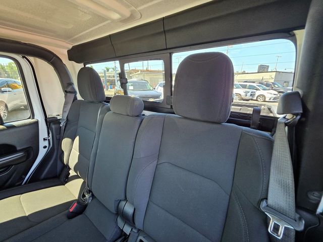 2021 Jeep Gladiator Willys 4x4 - 22923175 - 17