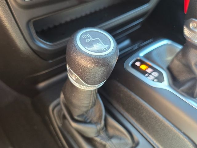 2021 Jeep Gladiator Willys 4x4 - 22923175 - 30