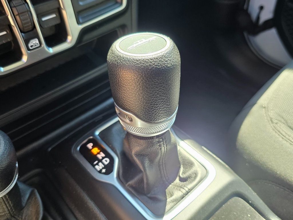 2021 Jeep Gladiator Willys 4x4 - 22923175 - 31