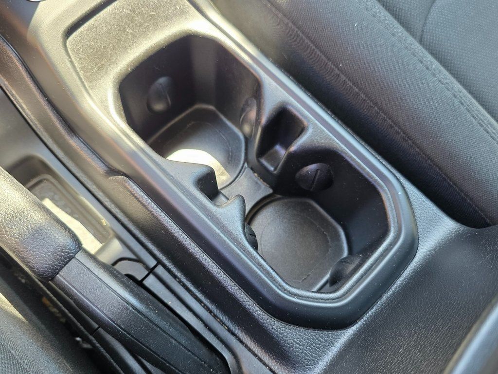 2021 Jeep Gladiator Willys 4x4 - 22923175 - 33