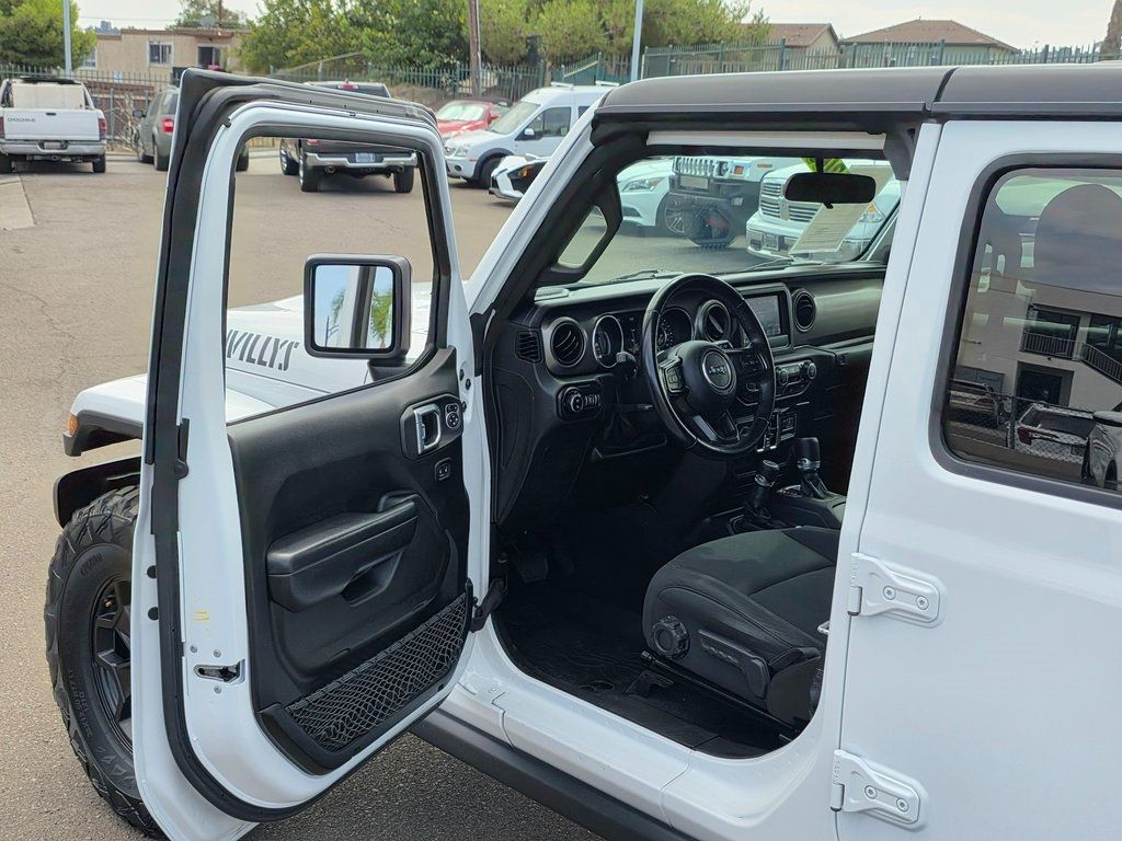 2021 Jeep Gladiator Willys 4x4 - 22923175 - 45