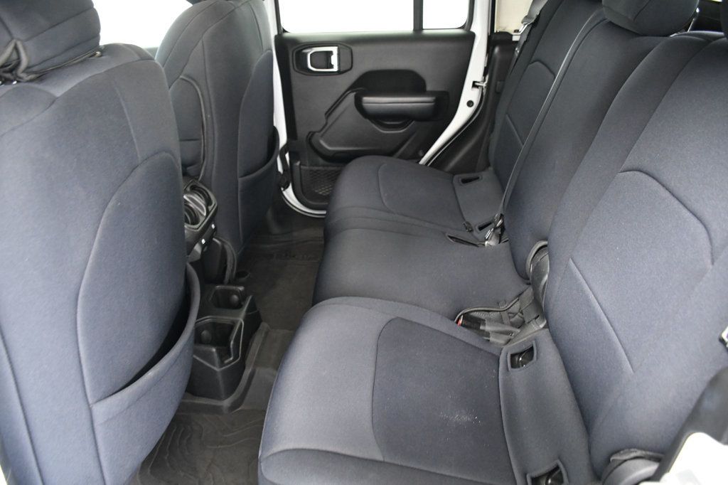 2021 Jeep Gladiator Willys 4x4 - 22935960 - 9
