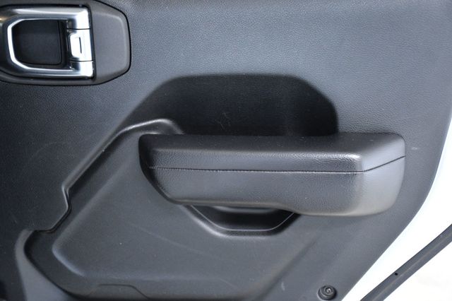 2021 Jeep Gladiator Willys 4x4 - 22935960 - 14