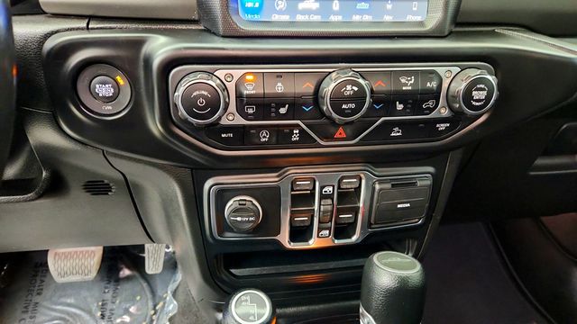2021 Jeep Gladiator Willys 4x4 - 23097058 - 16