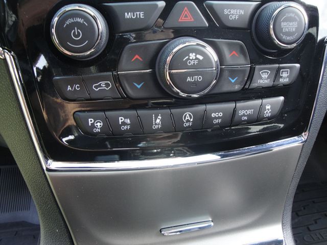 2021 Jeep Grand Cherokee 4X4 *LIMITED-EDITION*, 1-OWNER, LOADED, MINT-COND - 22884370 - 38