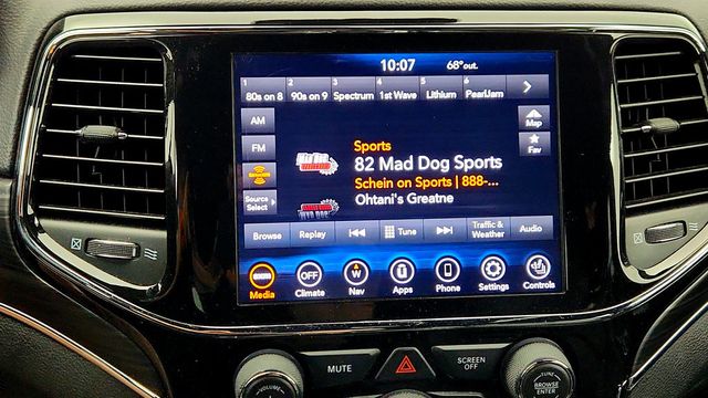 2021 Jeep Grand Cherokee 80th Anniversary 4x4 - 23006845 - 18